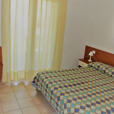 Fuer 5 Personen Ca 36 Qm In Bibione, Adriakueste Italien Und Umgebung Bibione
